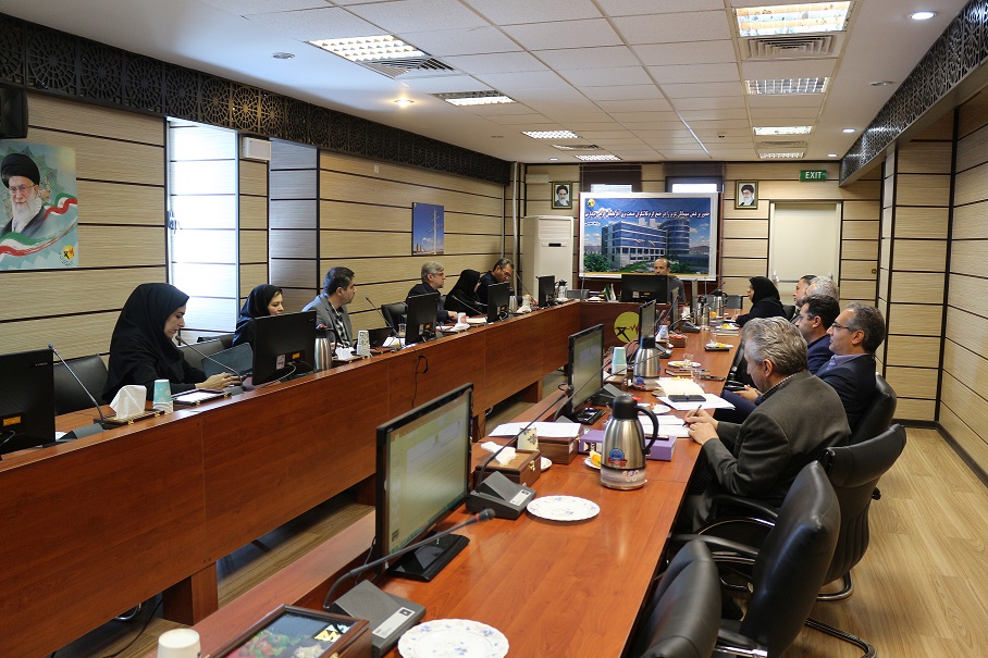 اولین جلسه "کمیسیون توسعه مدیریت" شرکت برق منطقه ای آذربایجان با حضور مدیرعامل این شرکت برگزار شد