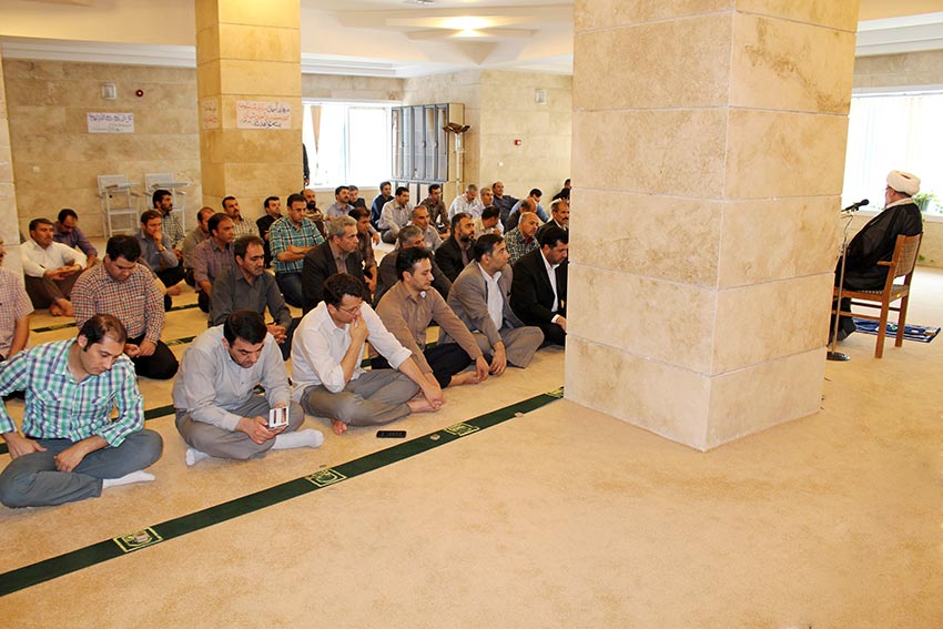 برگزاری مراسم دعای توسل در نمازخانه شرکت