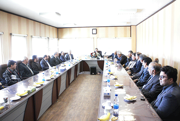 دیدار نوروزی مدیر عامل با کارکنان امور انتقال نیروی برق آذربایجان غربی