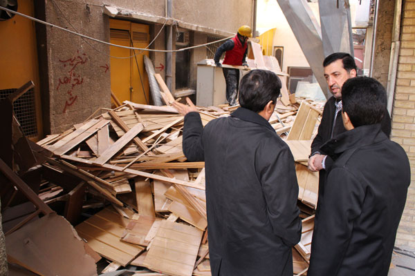بازدید مدیرعامل شرکت برق منطقه ای آذربایجان از مراحل تخریب ساختمان خاقانی