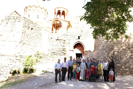 برگزاری اردوی فرهنگی- سیاحتی توسط شرکت برق منطقه ای آذربایجان در هفته دولت