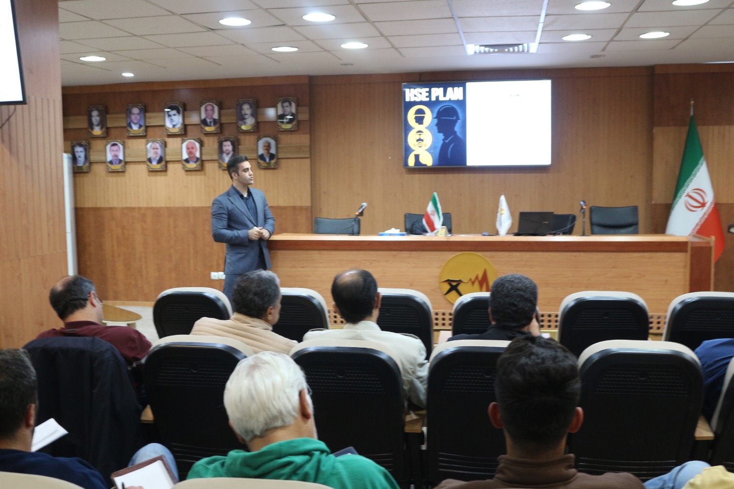 برگزاری دوره آموزشی HSE ویژه پیمانکاران و مشاوران شرکت برق منطقه‌ای آذربایجان 