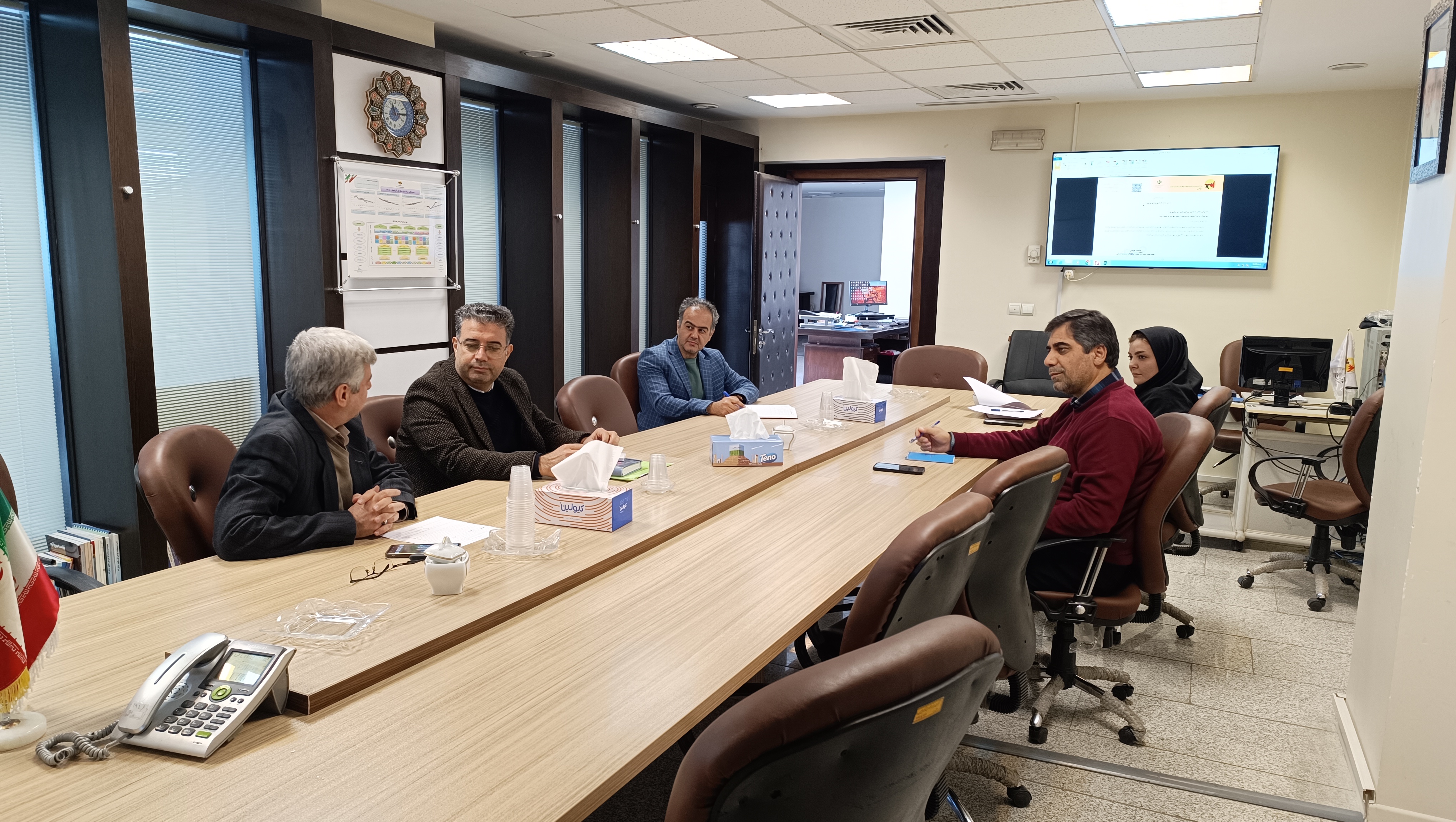 برگزاری چهارمین جلسه کمیته مدیریت عملکرد شرکت برق منطقه‌ای آذربایجان